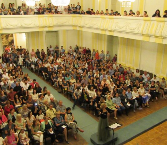 Studenti uz pomoć “Čarobne frule” napunili Banski dvor