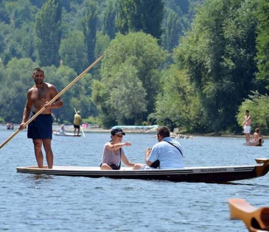 Provozajte se besplatno Dajakom