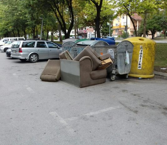 Sami pravimo deponije i krijemo nemarne komšije!