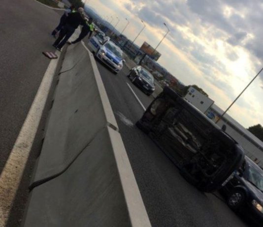 Prevrnuo se na autoputu