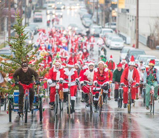 U petak Deda Mrazovi na biciklima