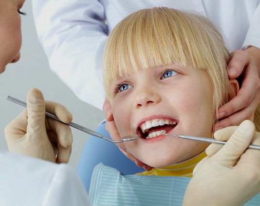 Budući prvačići petkom na obavezan pregled kod zubara