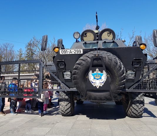 MUP RS se pohvalio opremom na Trgu Krajine u Banjaluci