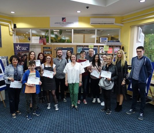 Izložba fotografija u Američkom kutku