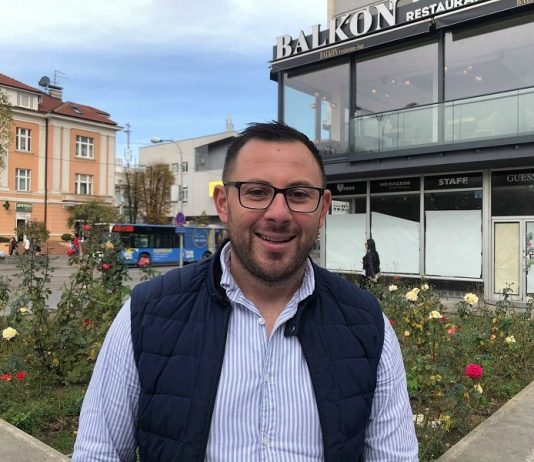 Bravo Duško! Skupština usvojila inicijativu za besplatne udžbenike