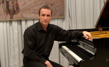 Koncert pijaniste Nevena Šobajića u Banskom dvoru