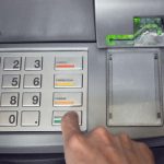 Pokušali izvući pare iz bankomata u centru grada