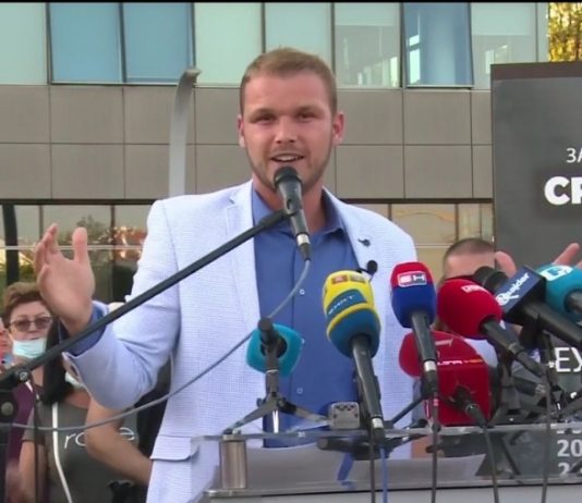 Teške optužbe protiv Amidžića, Stanivuković pred RTRS-om održao miting