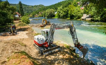 Počela gradnja plaže na Vrbasu