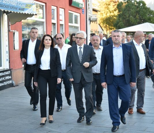 Tribina u Prijedoru: DEMOS se zalaže za što više novih, dobro plaćenih radnih mjesta