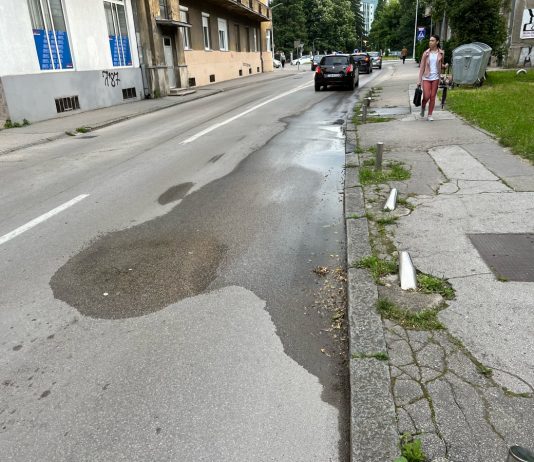 Iz Vodovoda apleuju na građane a oni se češljaju!