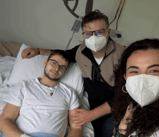 Apel za pomoć/Petar Šarić (19)se bori s rijetkim i agresivnim sarkomom